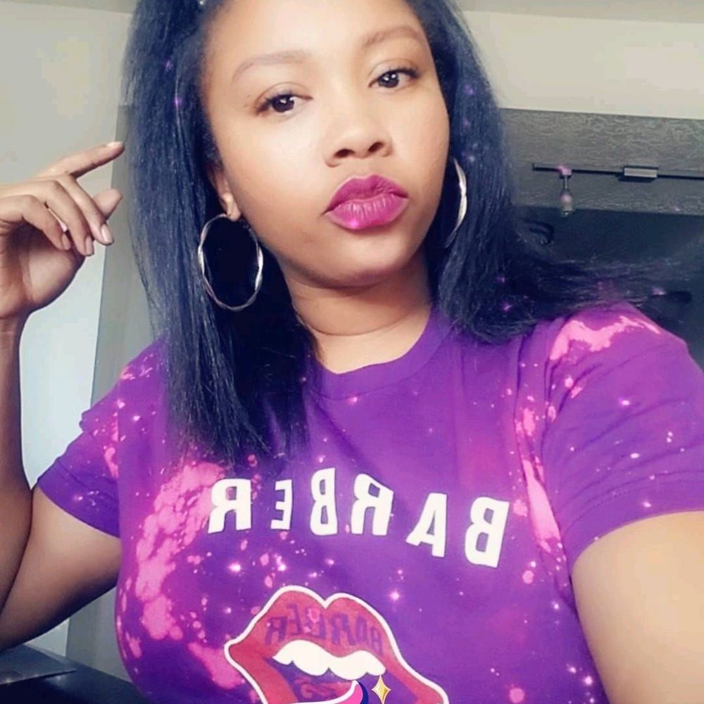 Meet your Posher, Tiffany